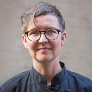jen-rae's headshot