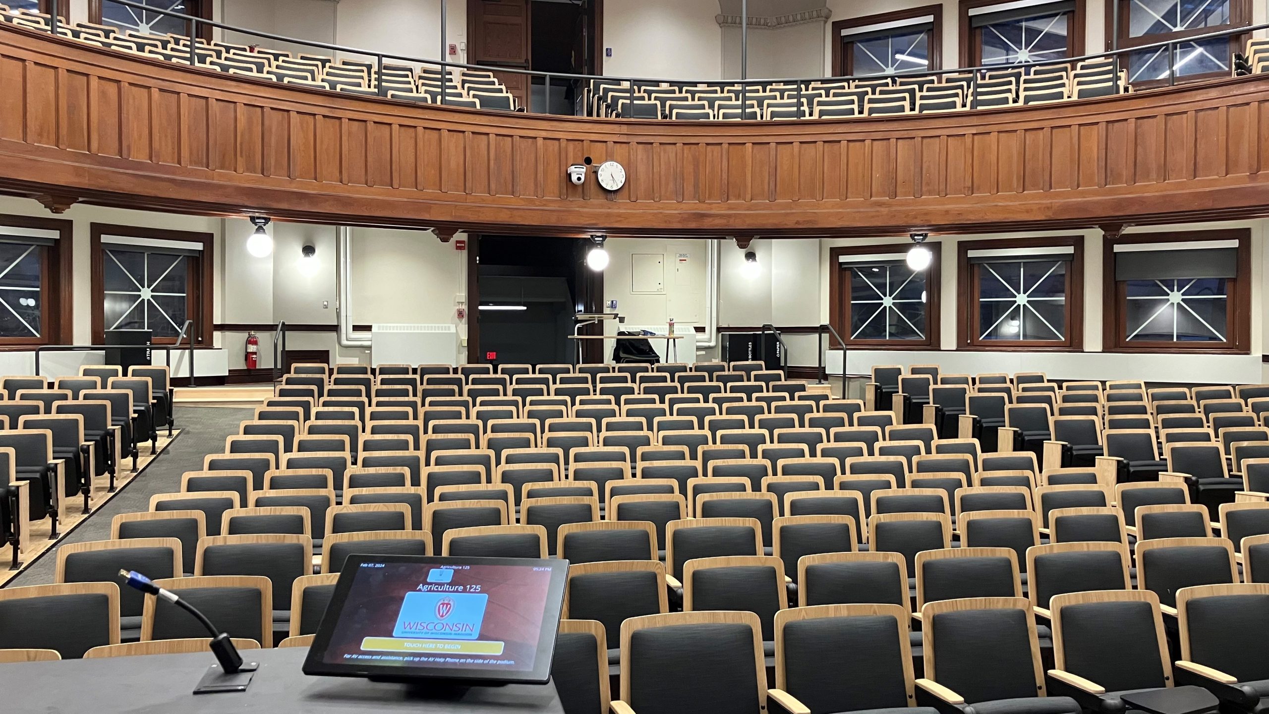 Agriculture Hall 125 – Classroom Media Support – UW–Madison