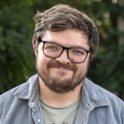 Outdoor Portrait Photo of Jonah Schwartz