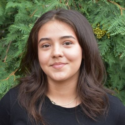 Peer Mentor Andrea Flores Ortiz smiling