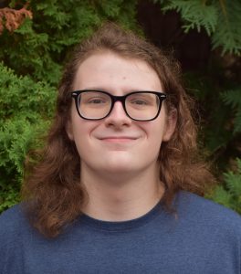 Peer Mentor Tanner Egbert smiling